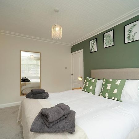 Stunning 5 Bed House In Chapel Allerton, Sleeps 9 Leeds  Kültér fotó