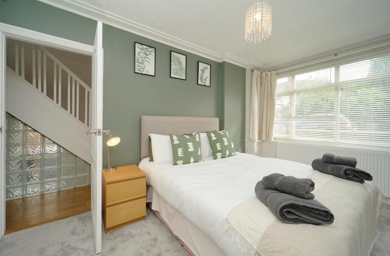 Stunning 5 Bed House In Chapel Allerton, Sleeps 9 Leeds  Kültér fotó