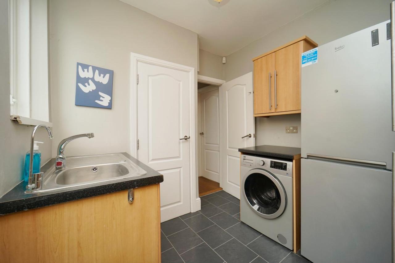 Stunning 5 Bed House In Chapel Allerton, Sleeps 9 Leeds  Kültér fotó